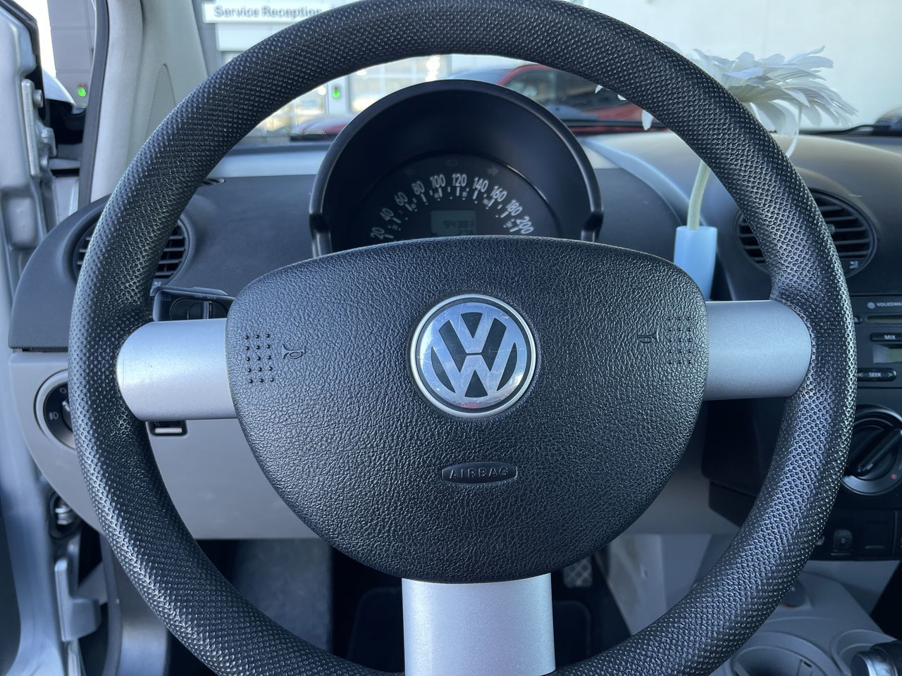 2005 Volkswagen New Beetle Coupe