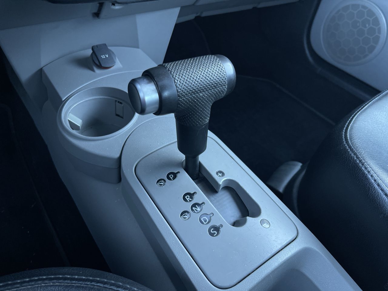 2005 Volkswagen New Beetle Coupe