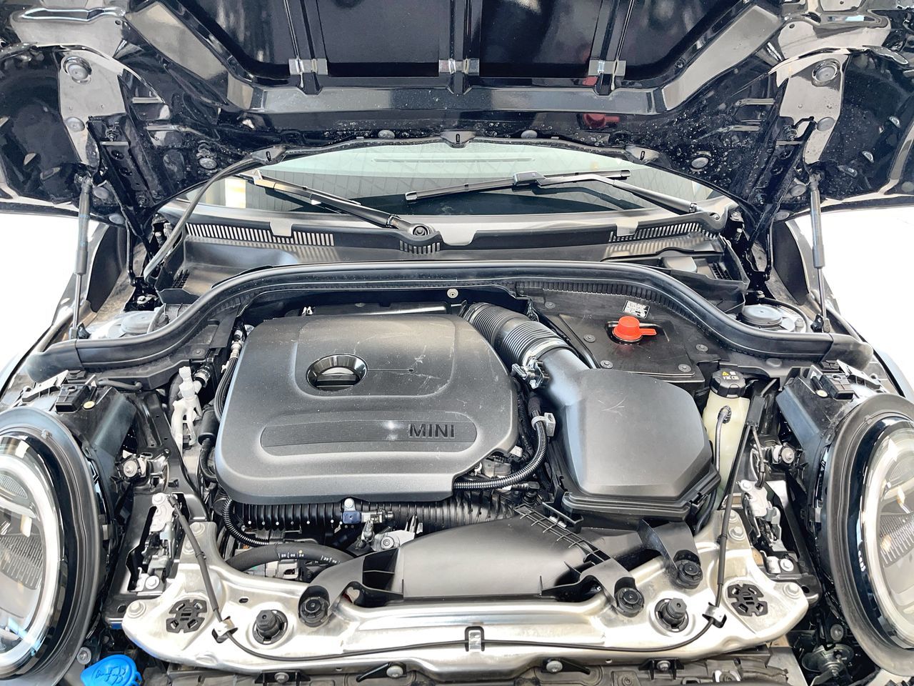2025 MINI Cooper (5)