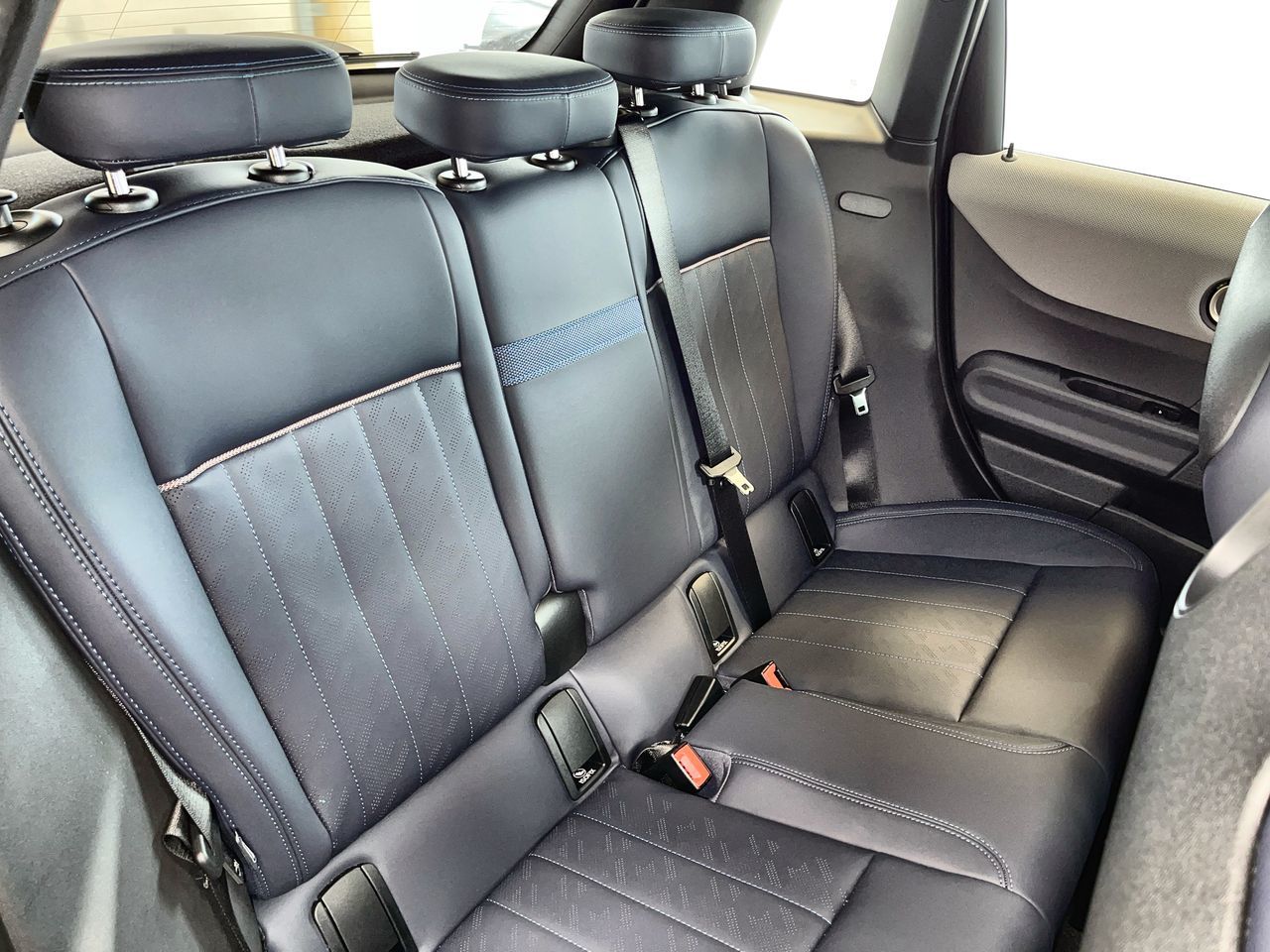 2025 MINI Cooper (5)