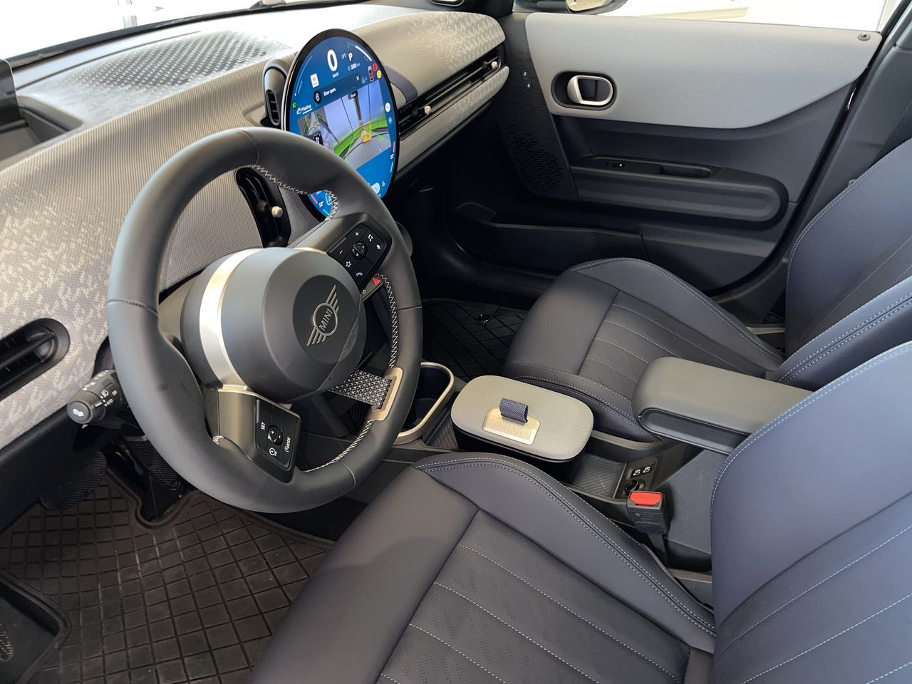 2025 MINI Cooper (5)