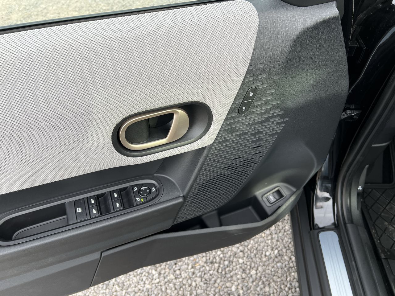 2025 MINI COOPER (5) in Regina, Saskatchewan