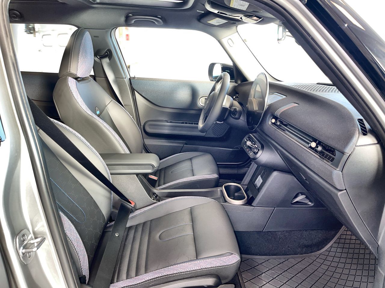 2026 MINI Cooper (5)