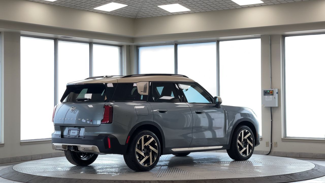 MINI Cooper Countryman  2027 à Regina, Saskatchewan