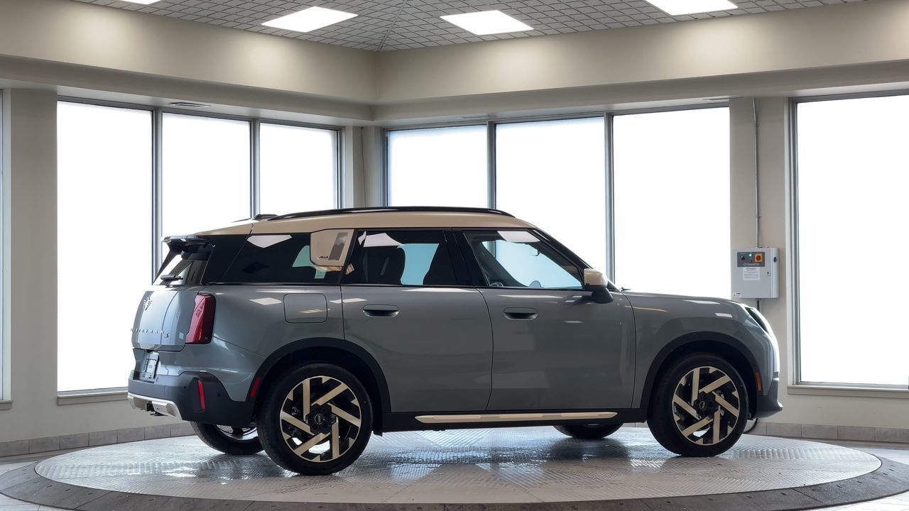 MINI Cooper Countryman  2027 à Regina, Saskatchewan
