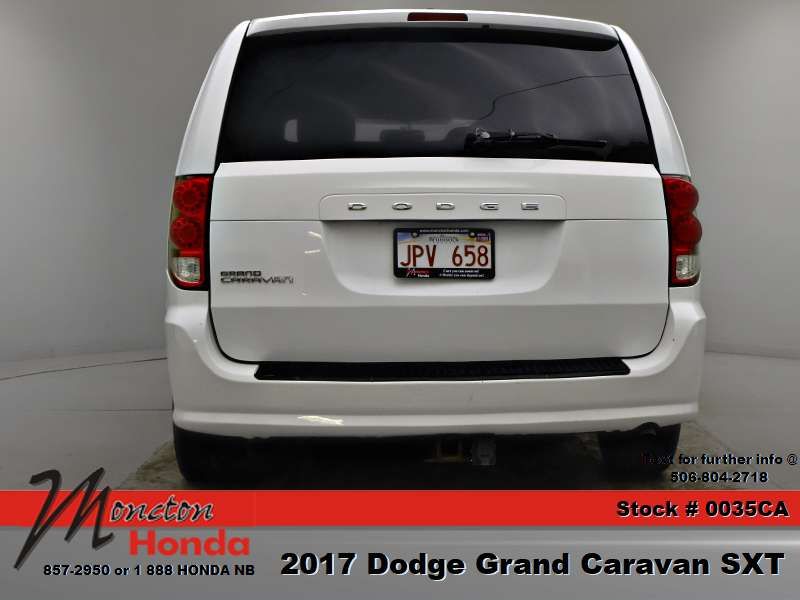 Photo Dodge Grand Caravan SXT 2017 #5