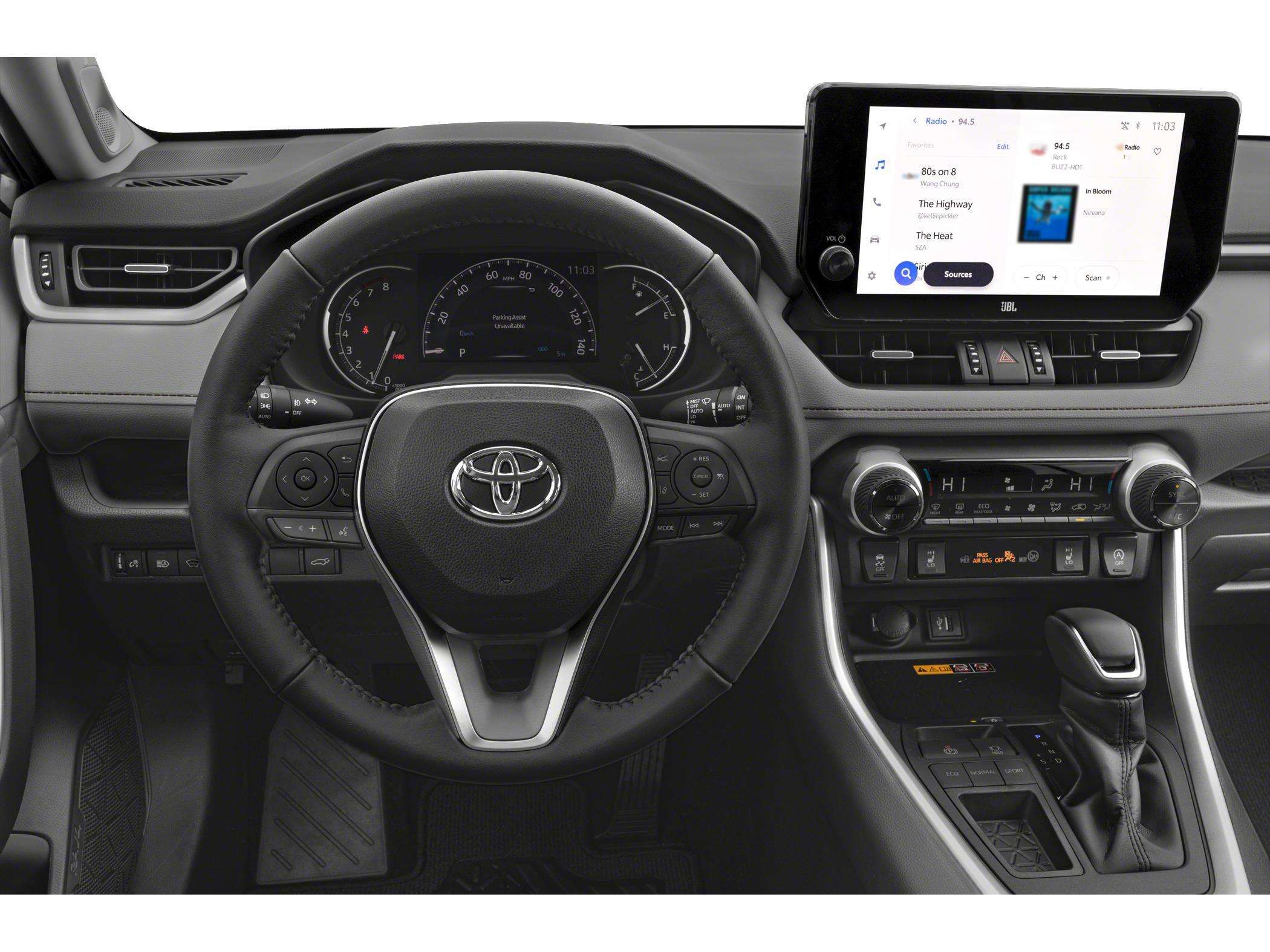 Photo 2023 Toyota RAV4 XLE #4