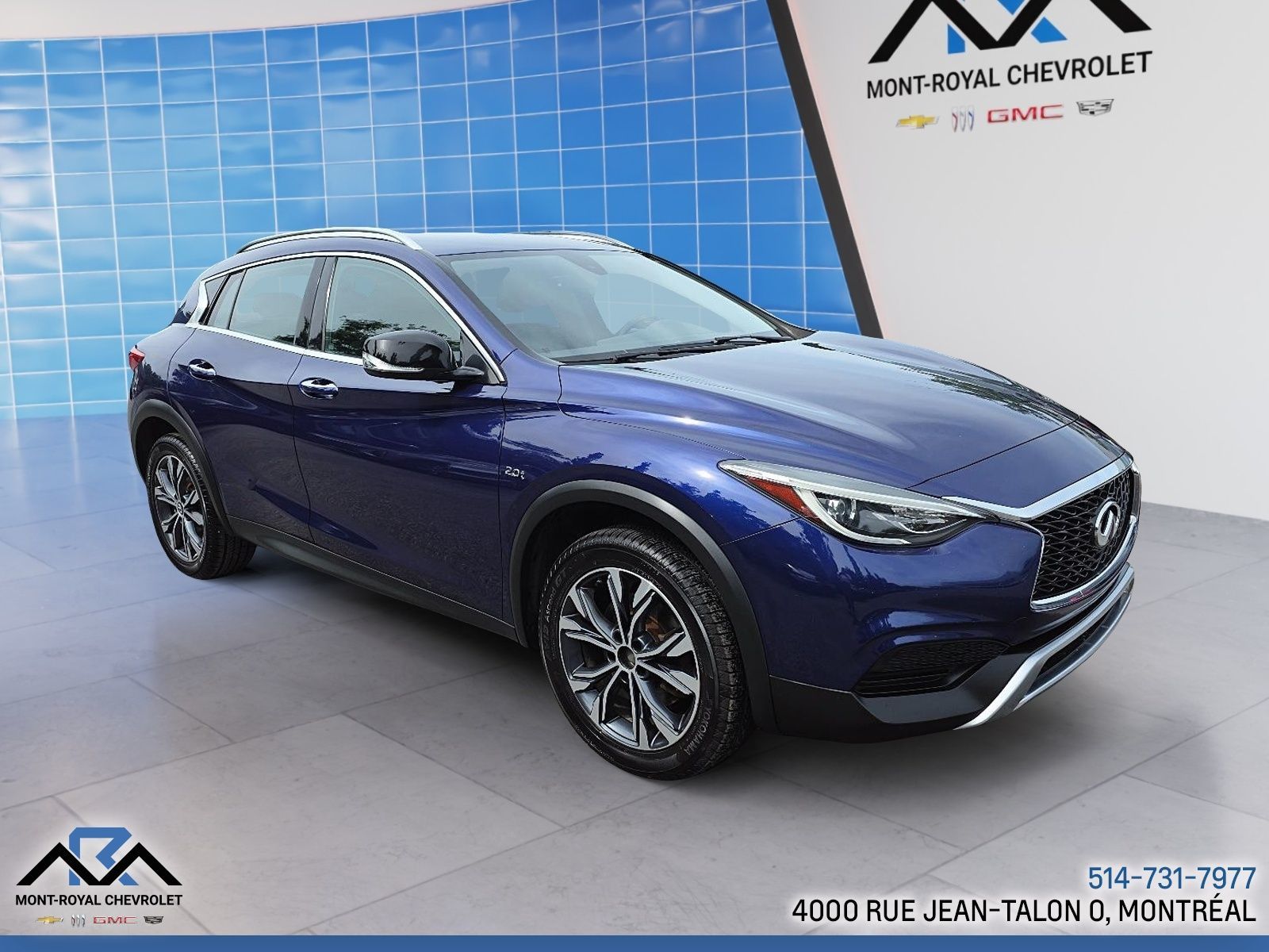 Photo 2017 Infiniti QX30 Luxe AWD #7
