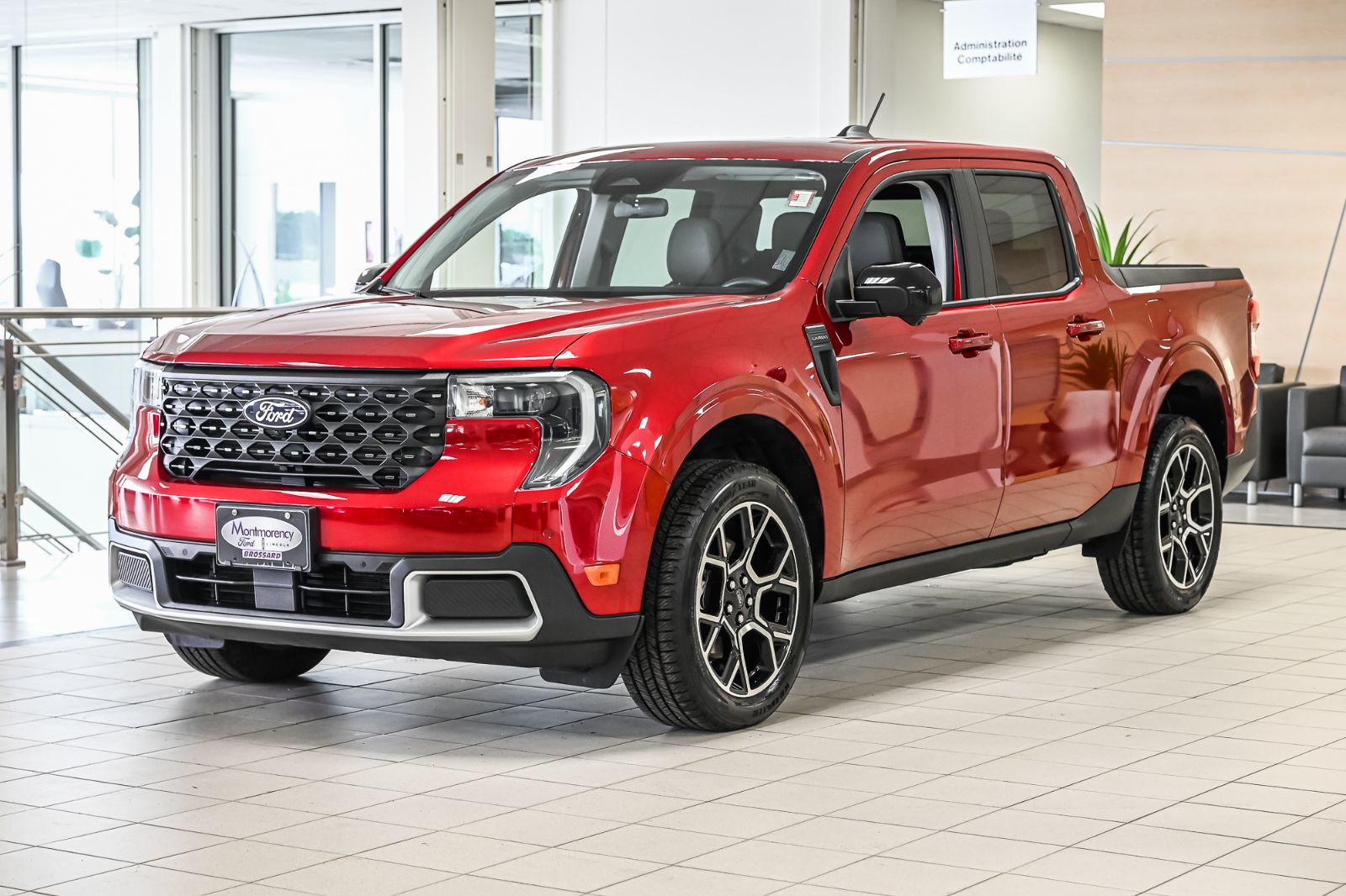 2025 Ford Maverick LARIAT | AWD | 2.5L HYBRIDE | 4K | TOIT | DÉMO