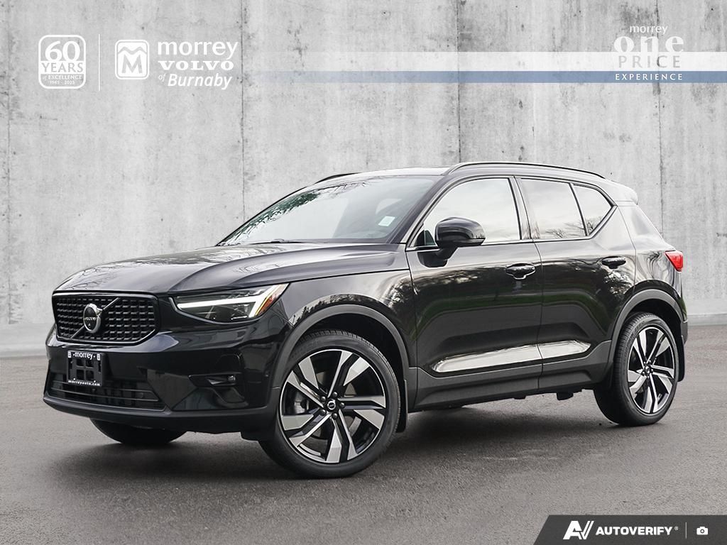 2026 Volvo XC40 Ultra (Dark Theme)