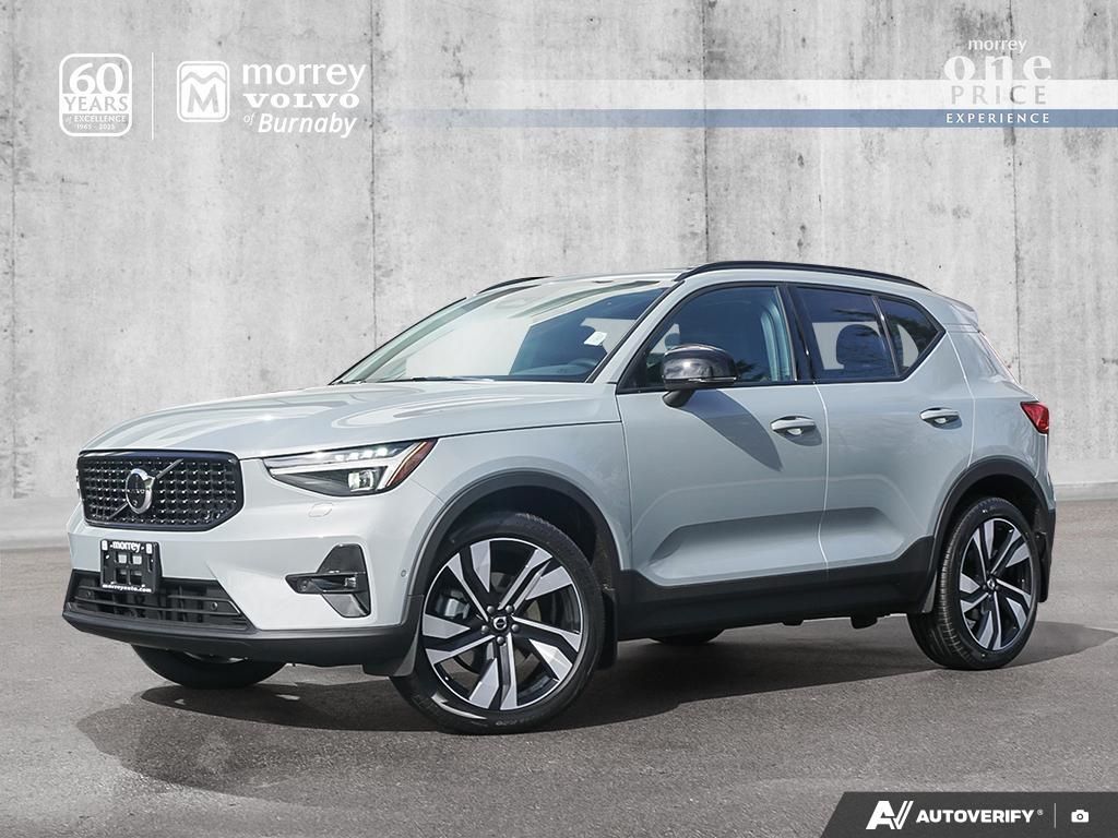 2026 Volvo XC40 Ultra (Dark Theme)