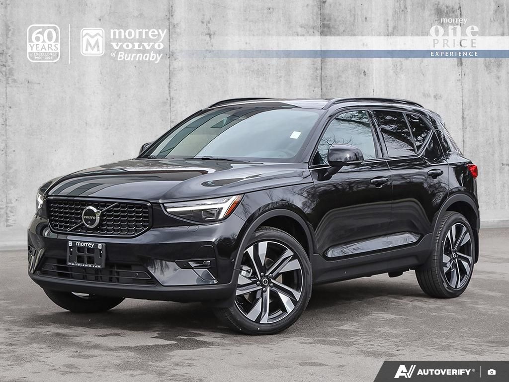 2026 Volvo XC40 Ultra (Dark Theme)