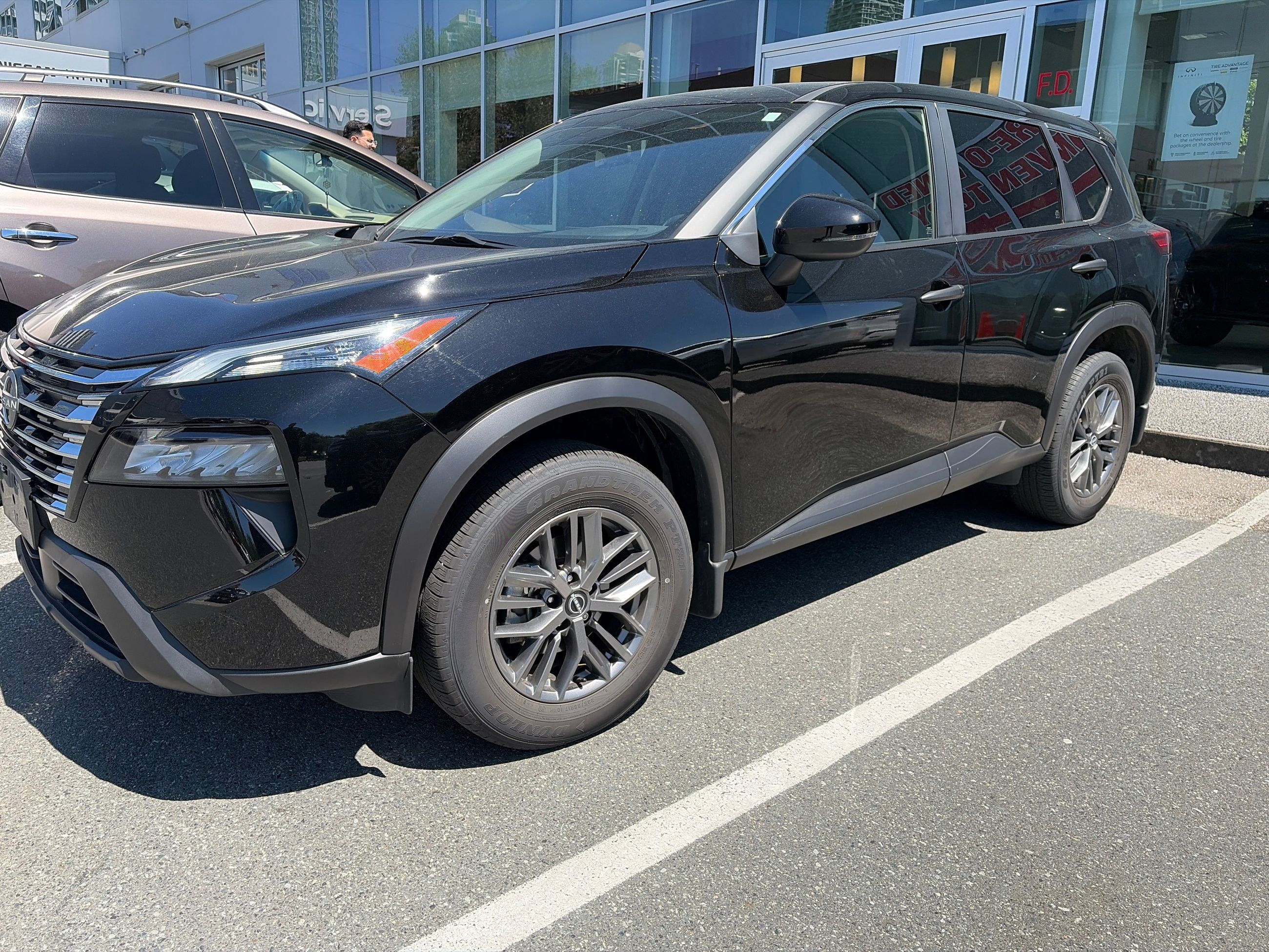 2024 Nissan Rogue S AWD // 2.99% FINANCING