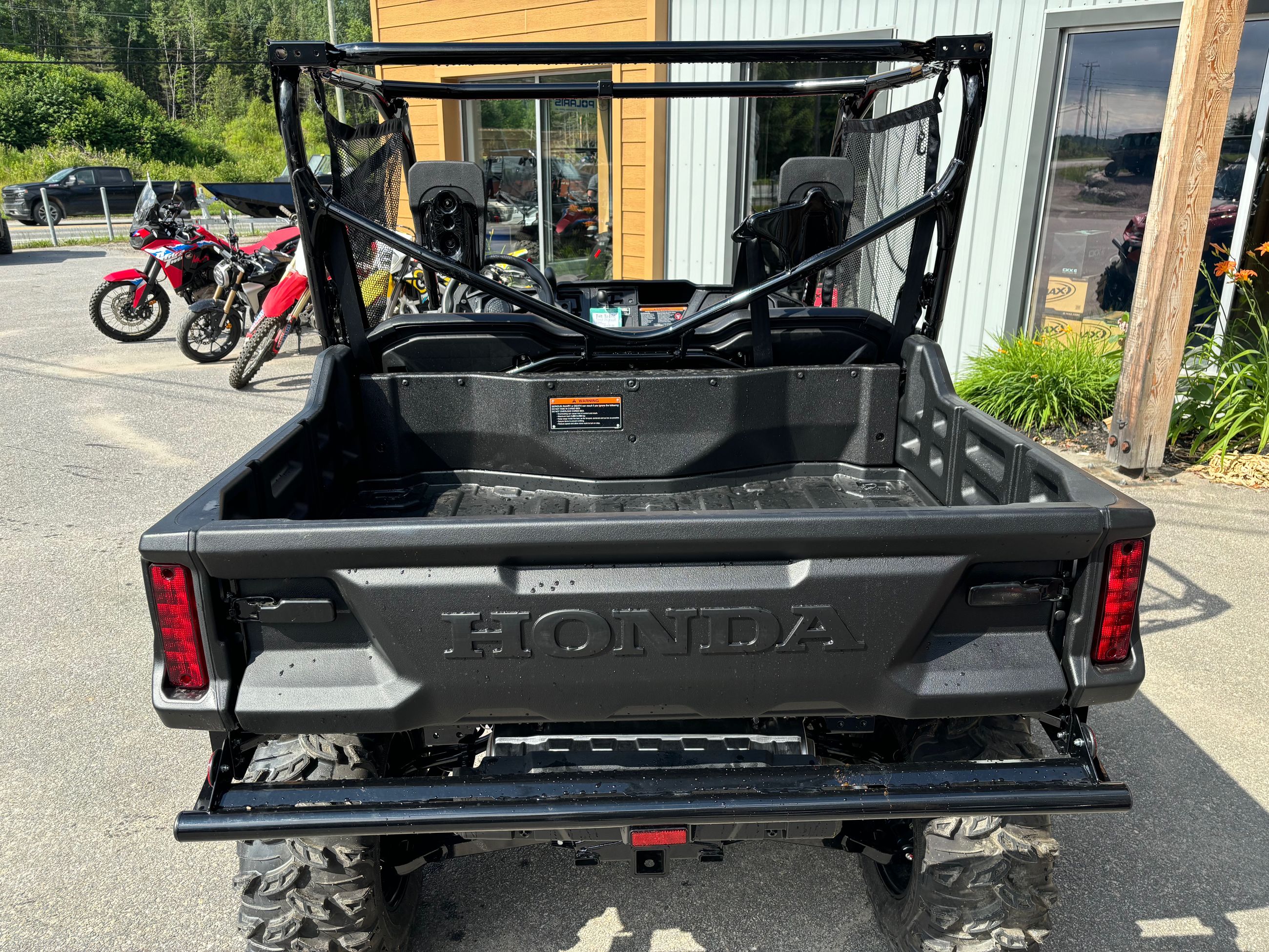 2024 Honda Pioneer 1000-3