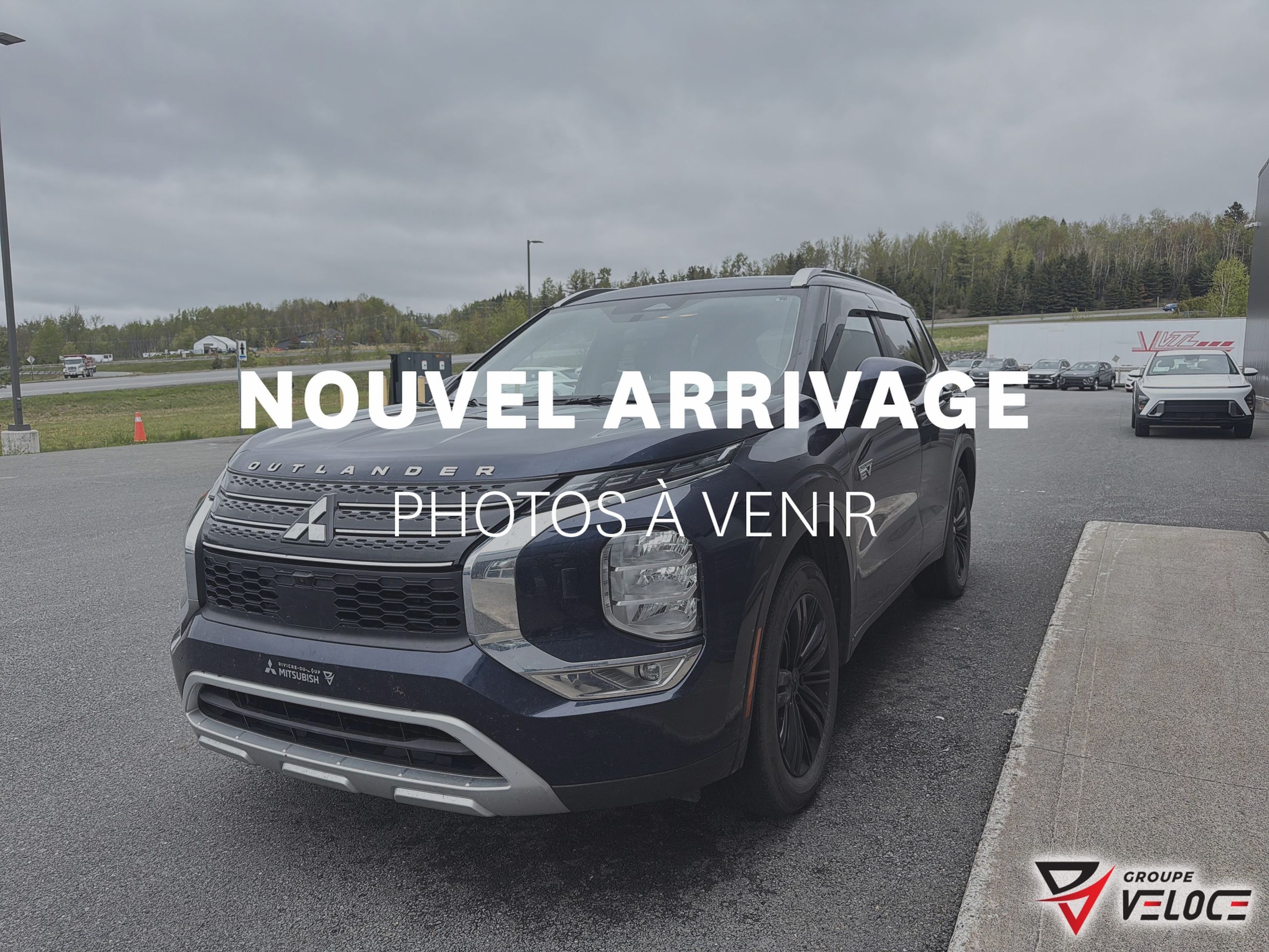 2024 Mitsubishi Outlander PHEV LE S-AWC