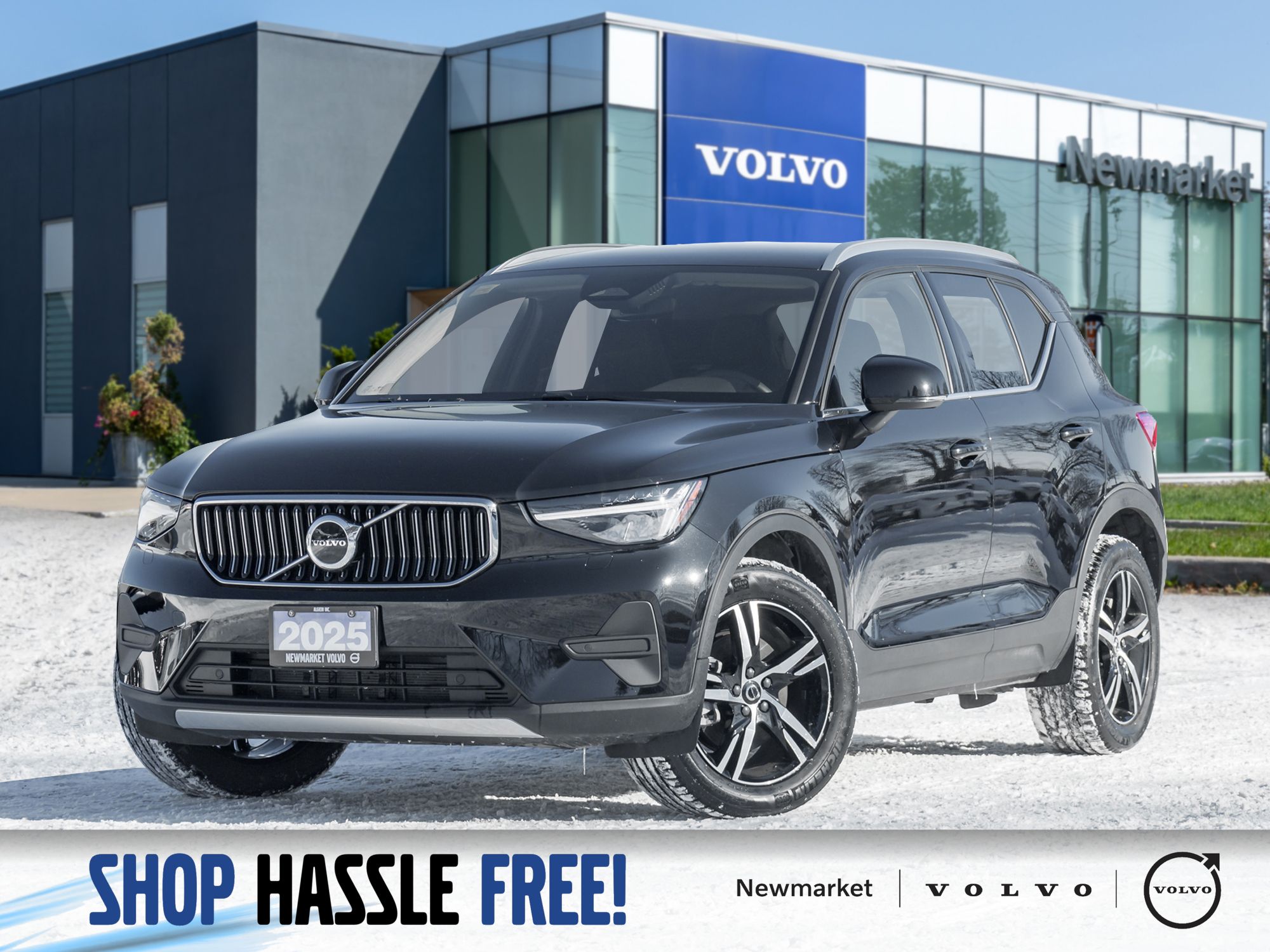 2025 Volvo XC40 B5 AWD Core Bright Theme  CPO FIN RATE 3.49%*-4%*