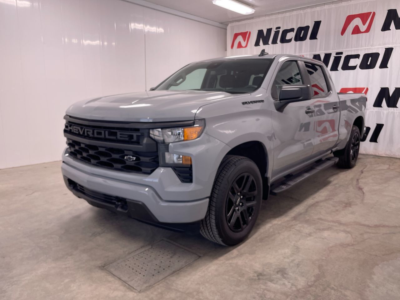 2024 Chevrolet SILVERADO 1500 CUSTOM