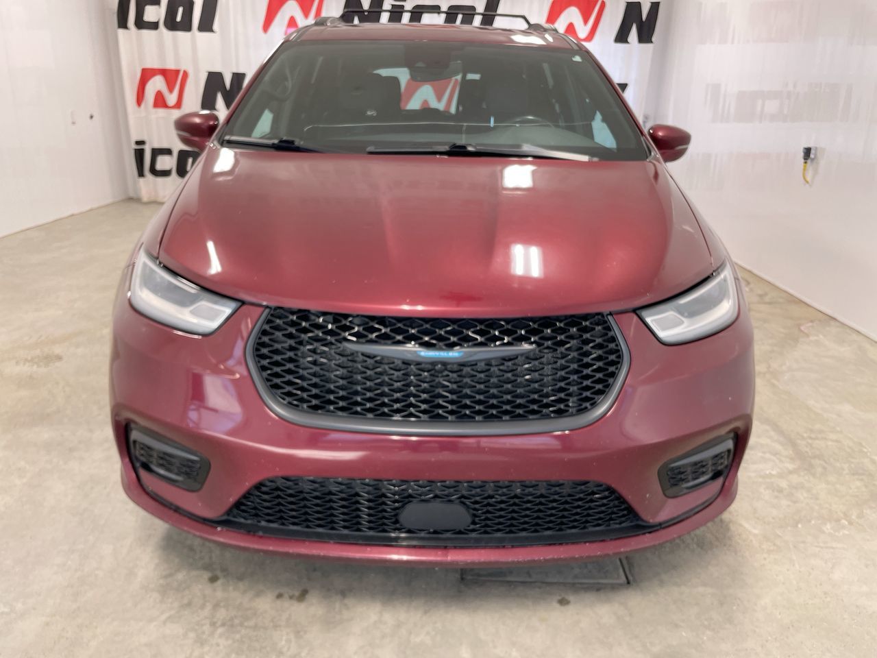 Photo 2021 Chrysler PACIFICA HYBRID TOURING L PLUS #3