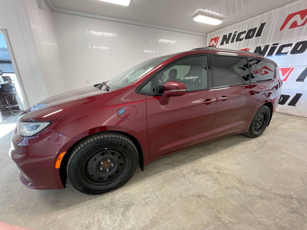 Photo 2021 Chrysler PACIFICA HYBRID TOURING L PLUS #5