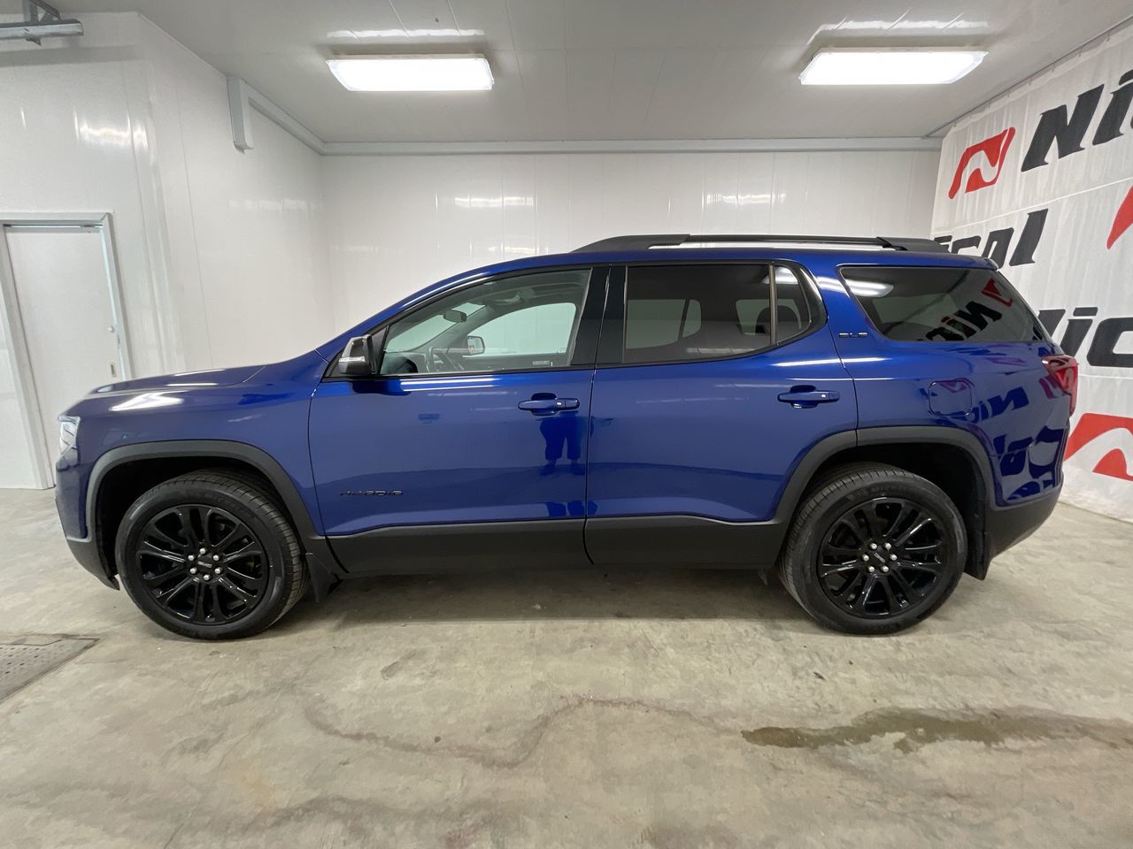 Photo 2023 GMC ACADIA SLE #5