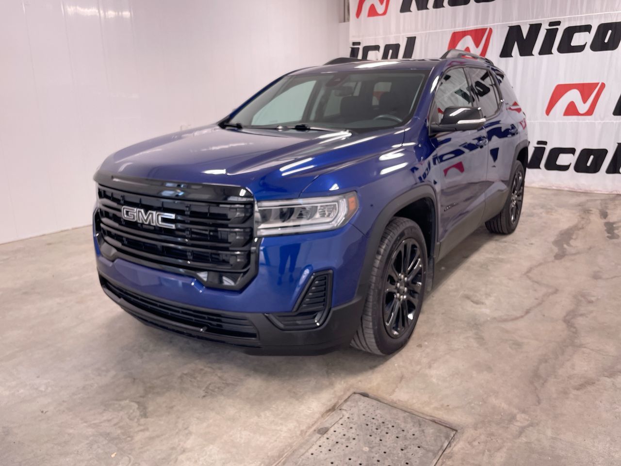 Photo 2023 GMC ACADIA SLE #4