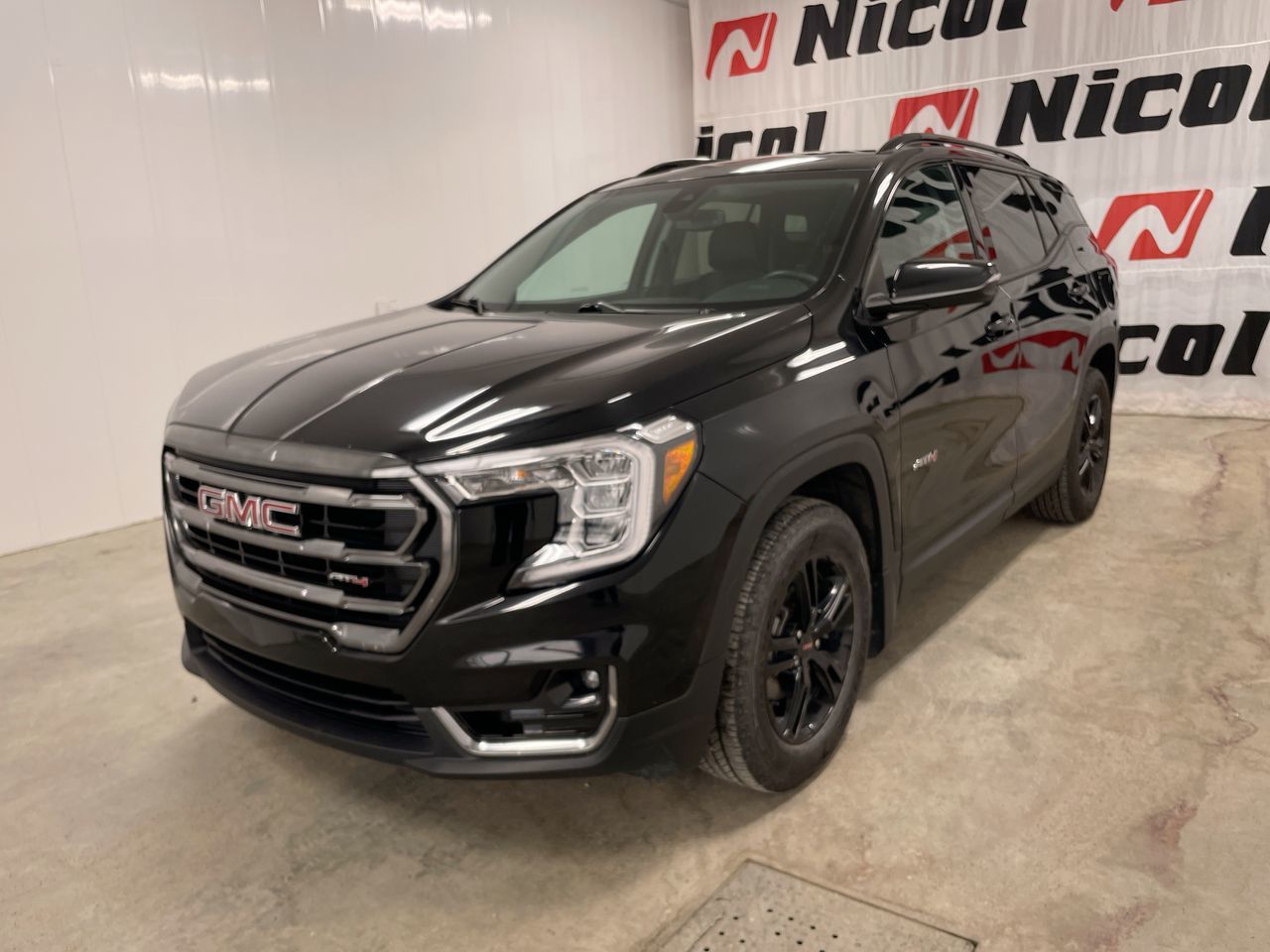 2023 GMC Terrain AT4