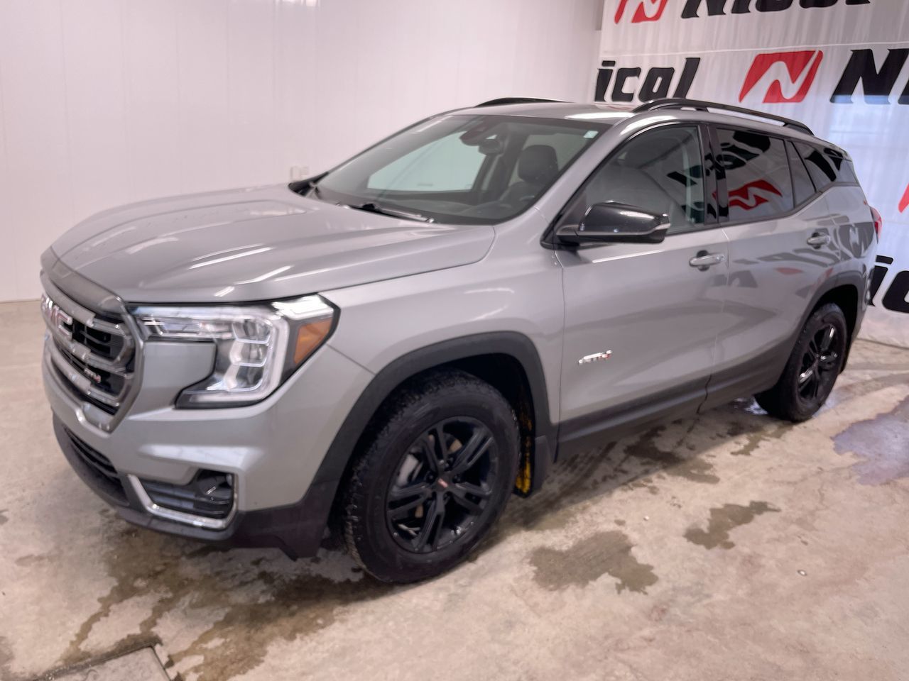 2023 GMC Terrain AT4