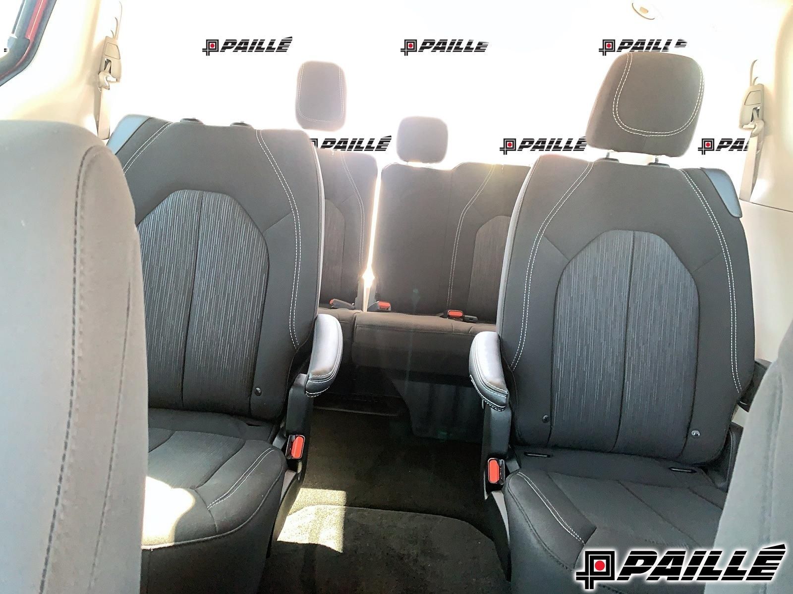 Chrysler Grand Caravan  2024 à Nicolet, Québec