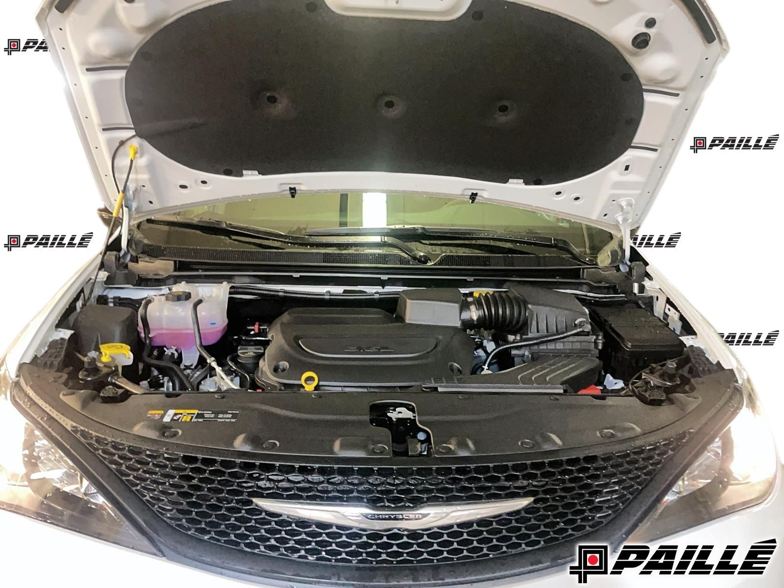 2026 Chrysler Grand Caravan in Nicolet, Quebec