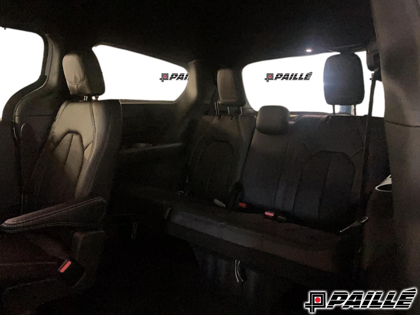 2026 Chrysler Grand Caravan in Nicolet, Quebec