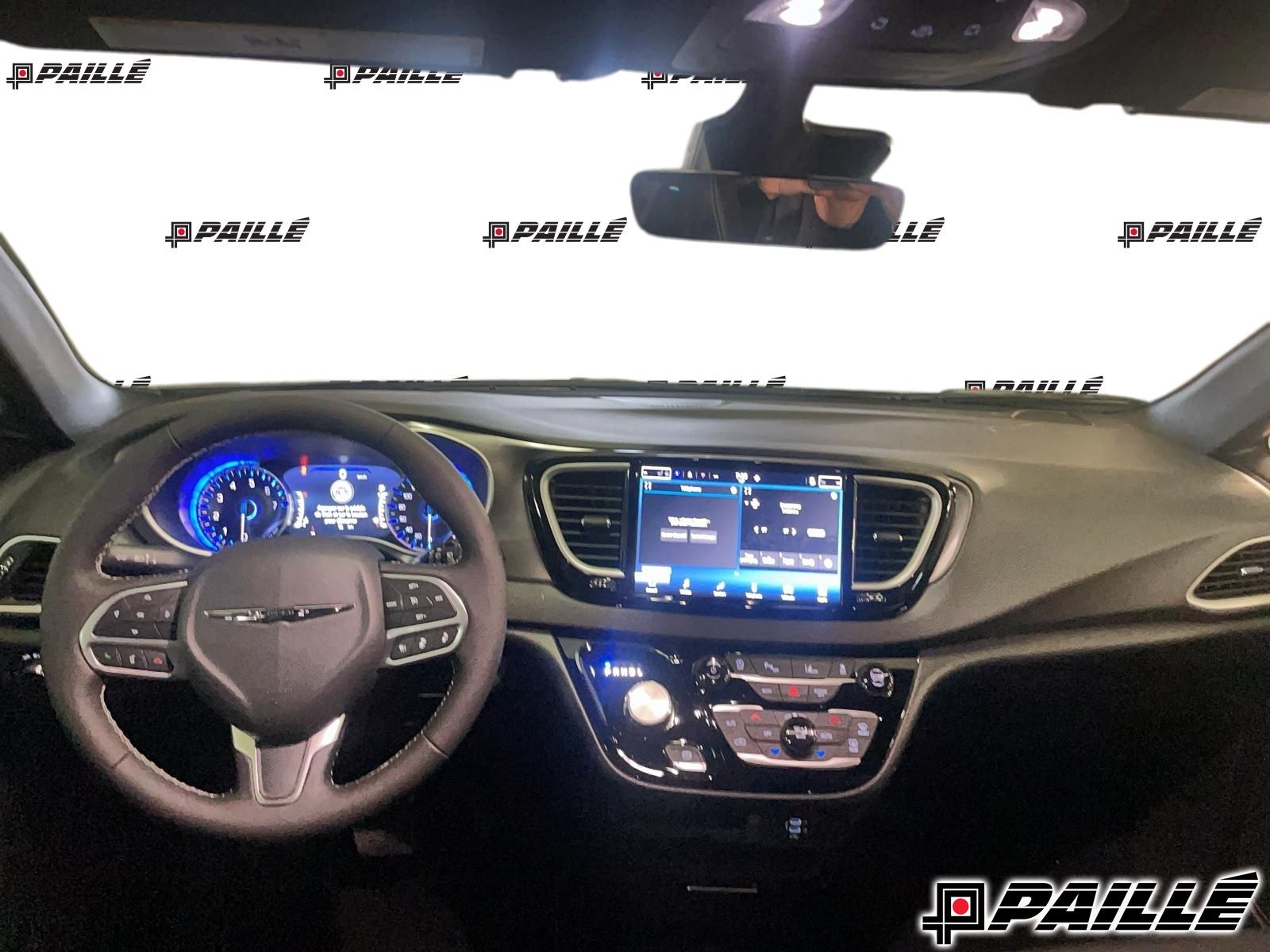 2026 Chrysler Grand Caravan in Nicolet, Quebec