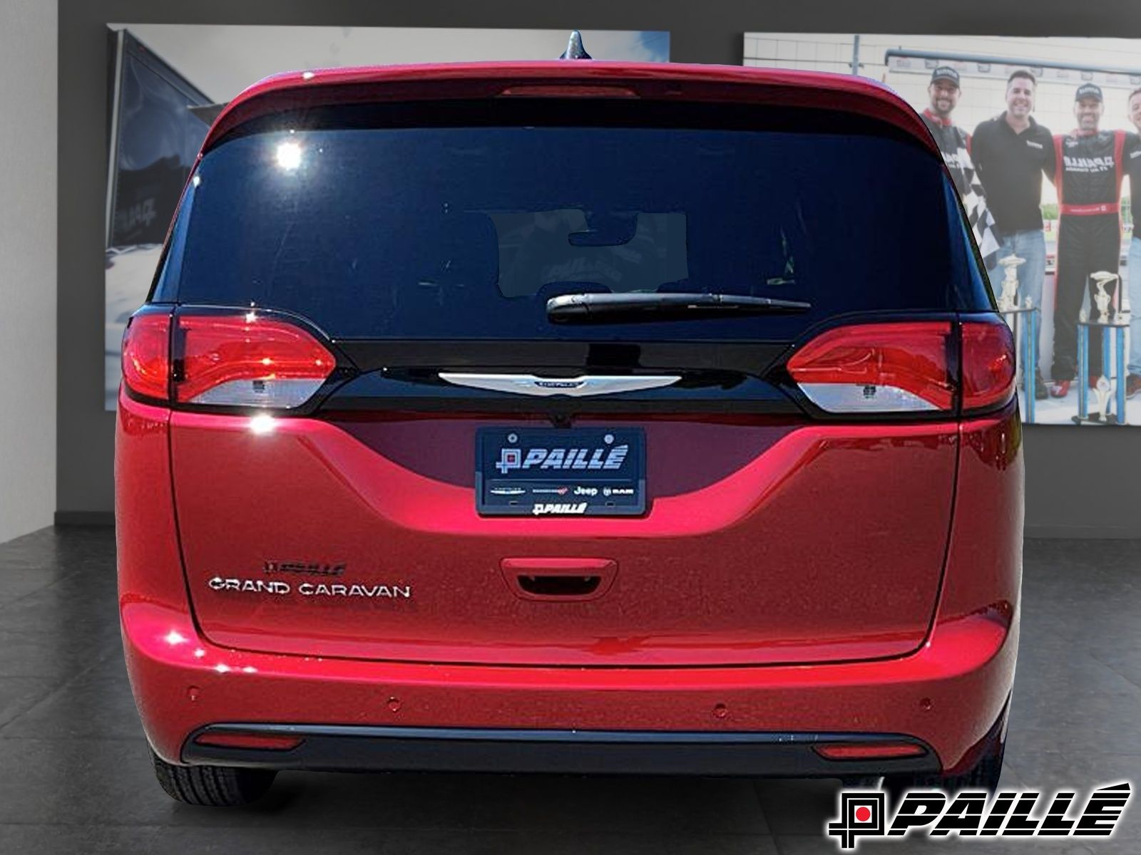 2027 Chrysler Grand Caravan in Nicolet, Quebec