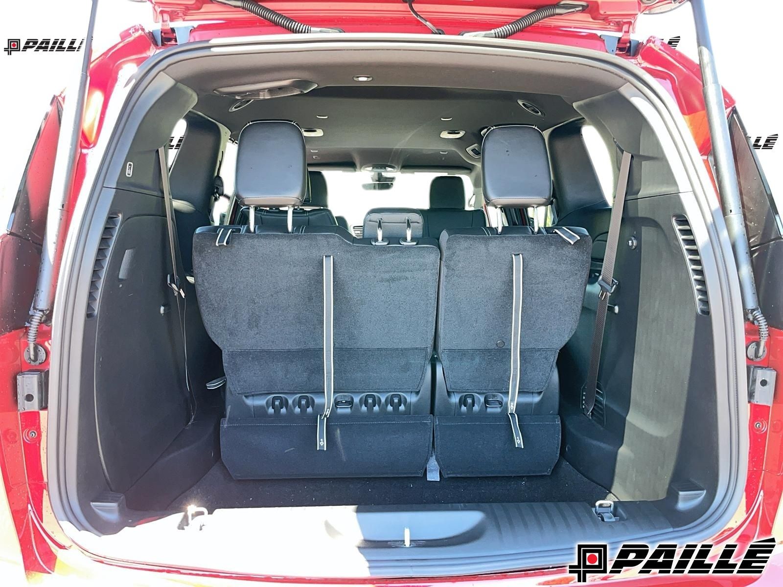2027 Chrysler Grand Caravan in Nicolet, Quebec