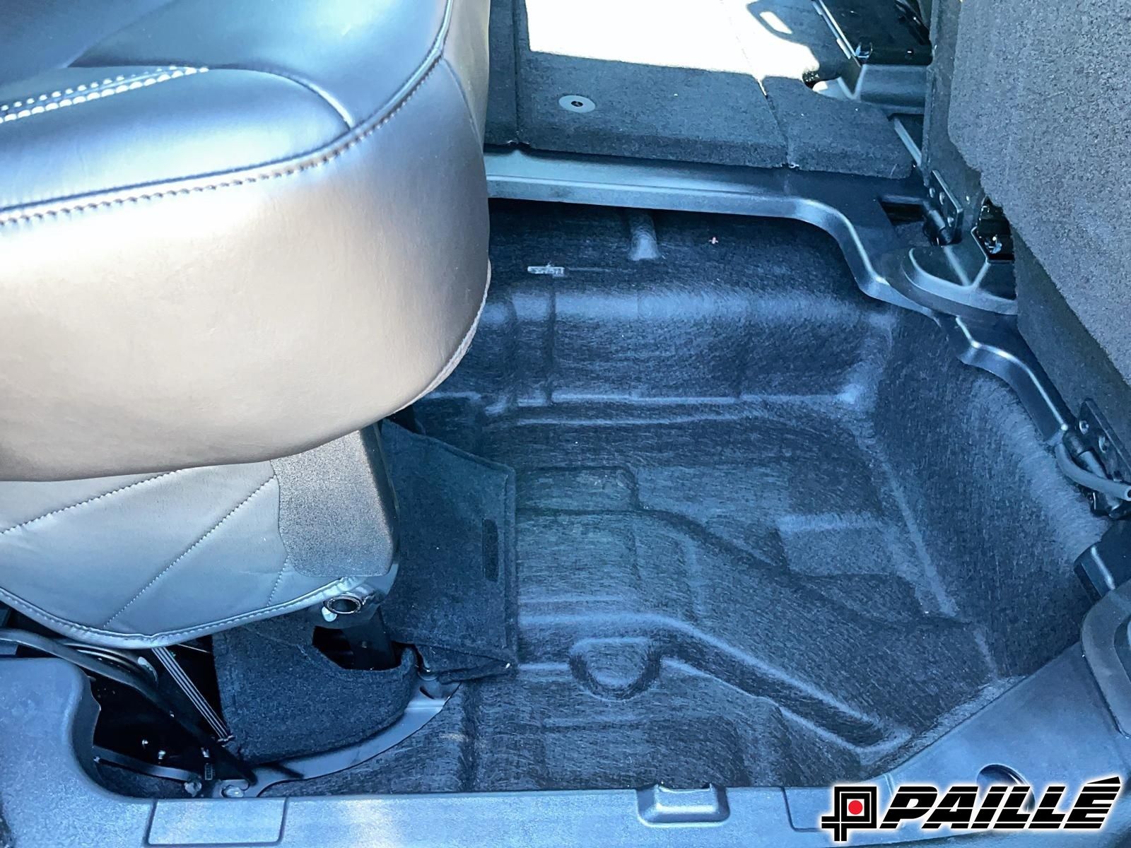 2027 Chrysler Grand Caravan in Nicolet, Quebec