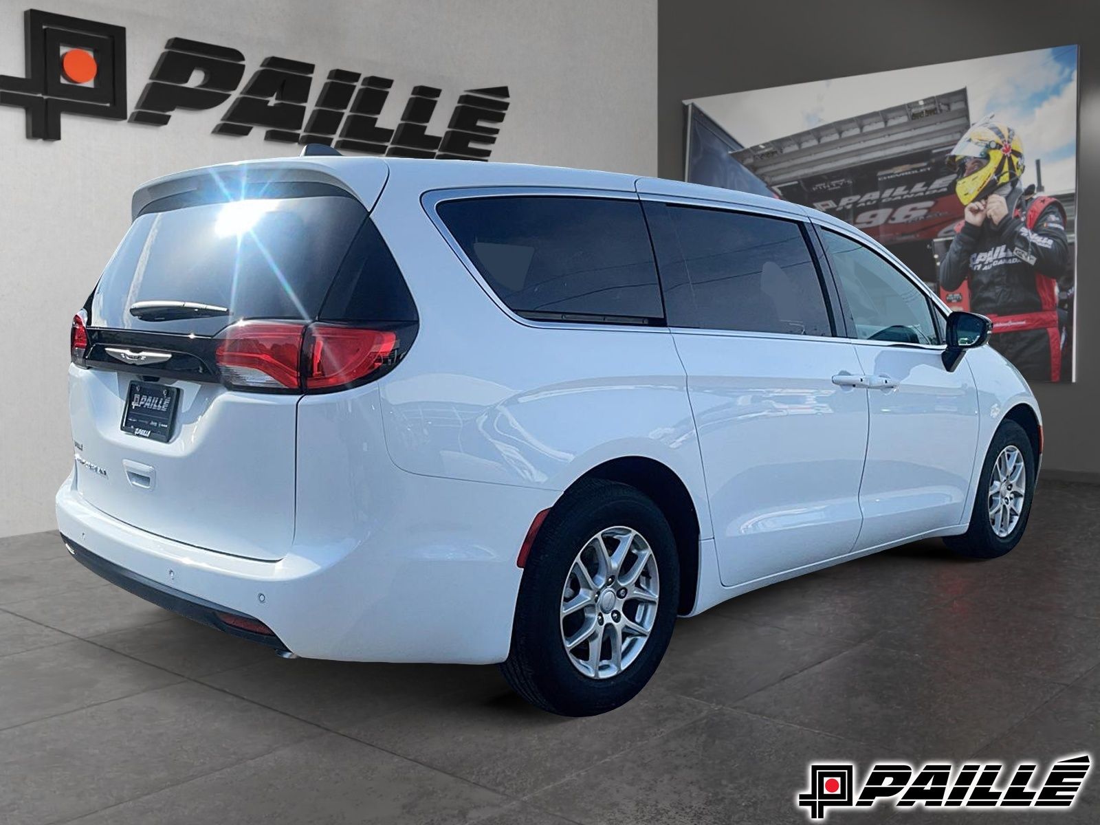Chrysler Grand Caravan  2027 à Nicolet, Québec