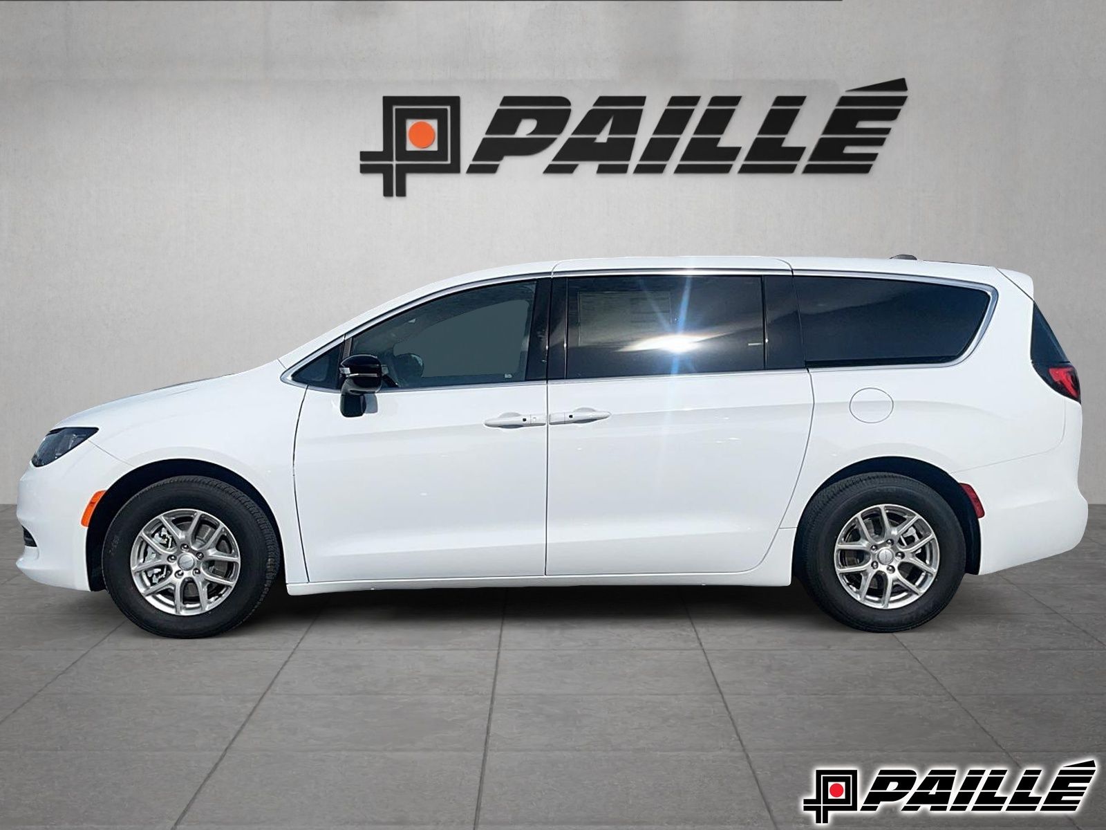 Chrysler Grand Caravan  2027 à Nicolet, Québec