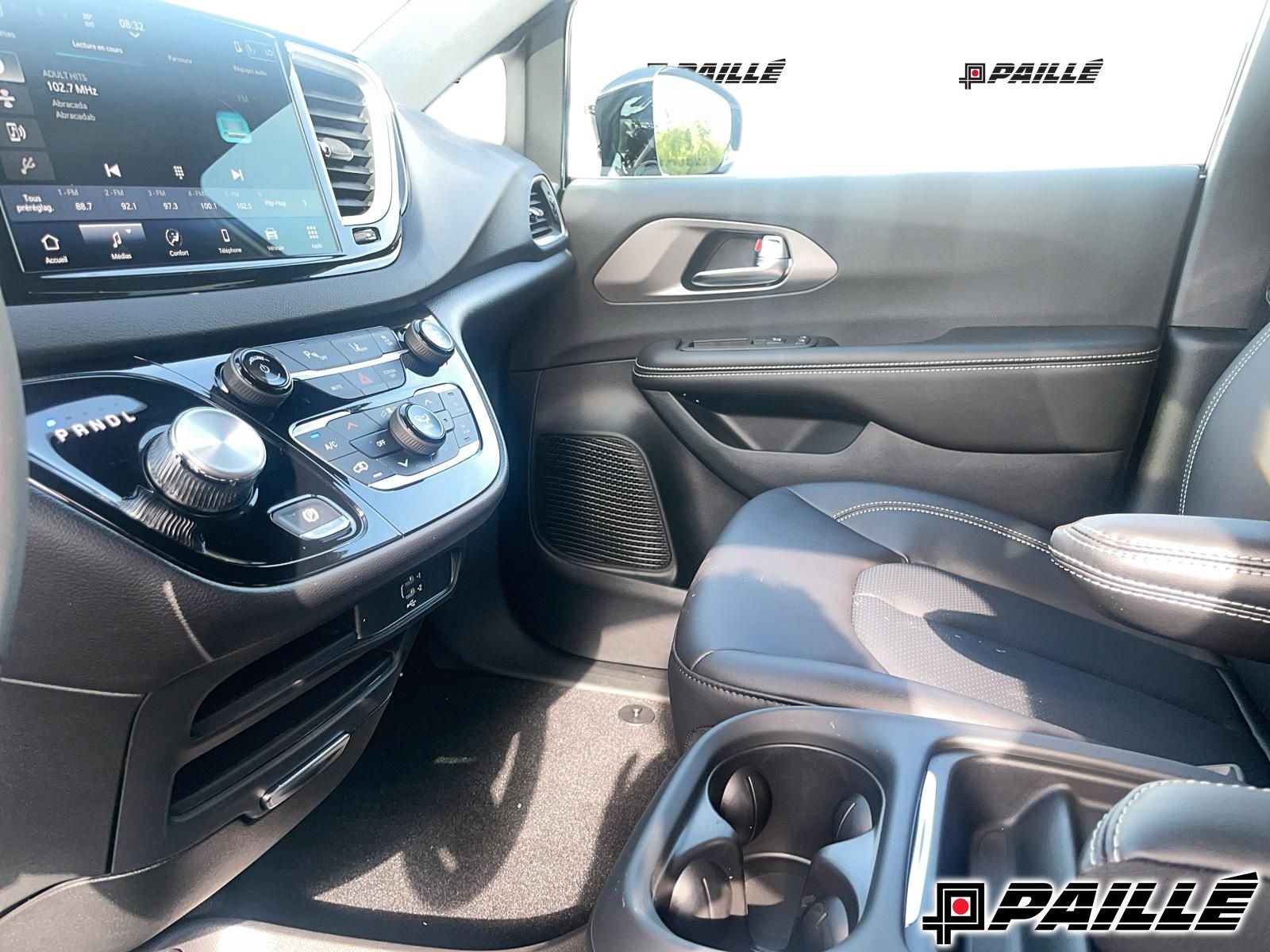 Chrysler Grand Caravan  2027 à Nicolet, Québec