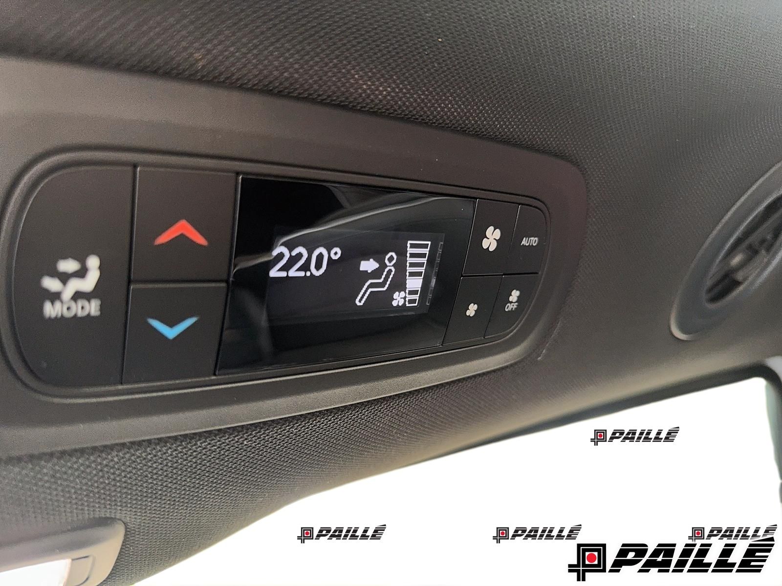 2024 Chrysler Pacifica Hybrid in Sorel-Tracy, Quebec