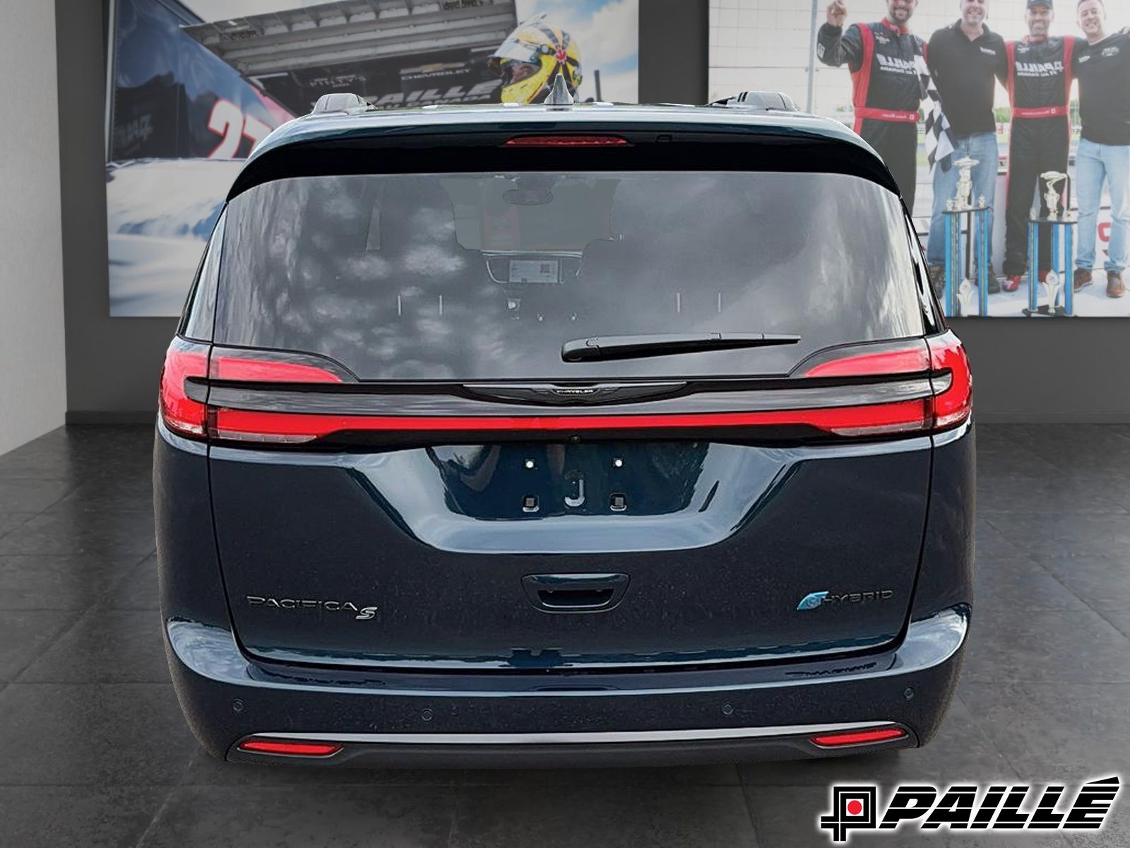 2024 Chrysler Pacifica Hybrid in Sorel-Tracy, Quebec