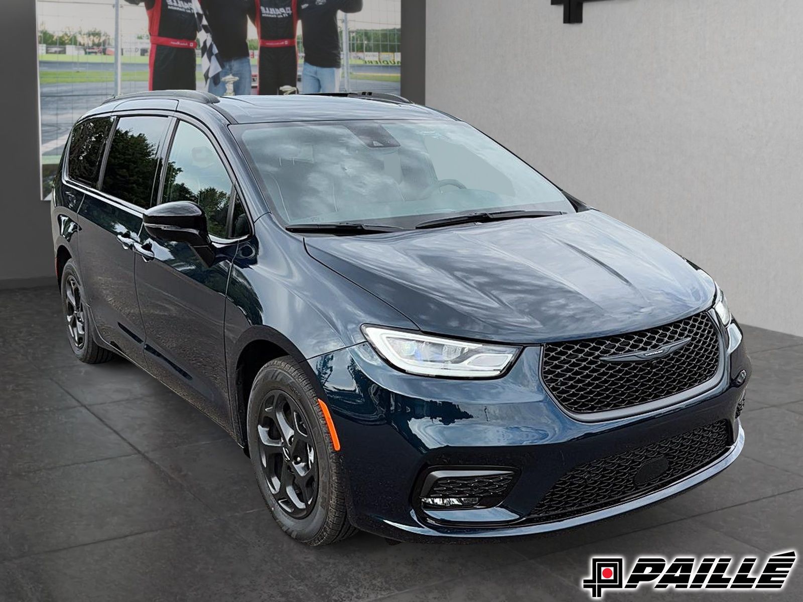 2024 Chrysler Pacifica Hybrid in Sorel-Tracy, Quebec