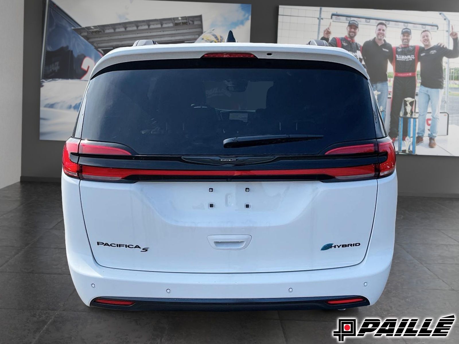 2024 Chrysler Pacifica Hybrid in Sorel-Tracy, Quebec