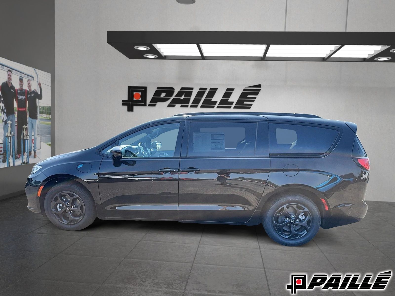 Chrysler Pacifica Hybrid  2024 à Sorel-Tracy, Québec