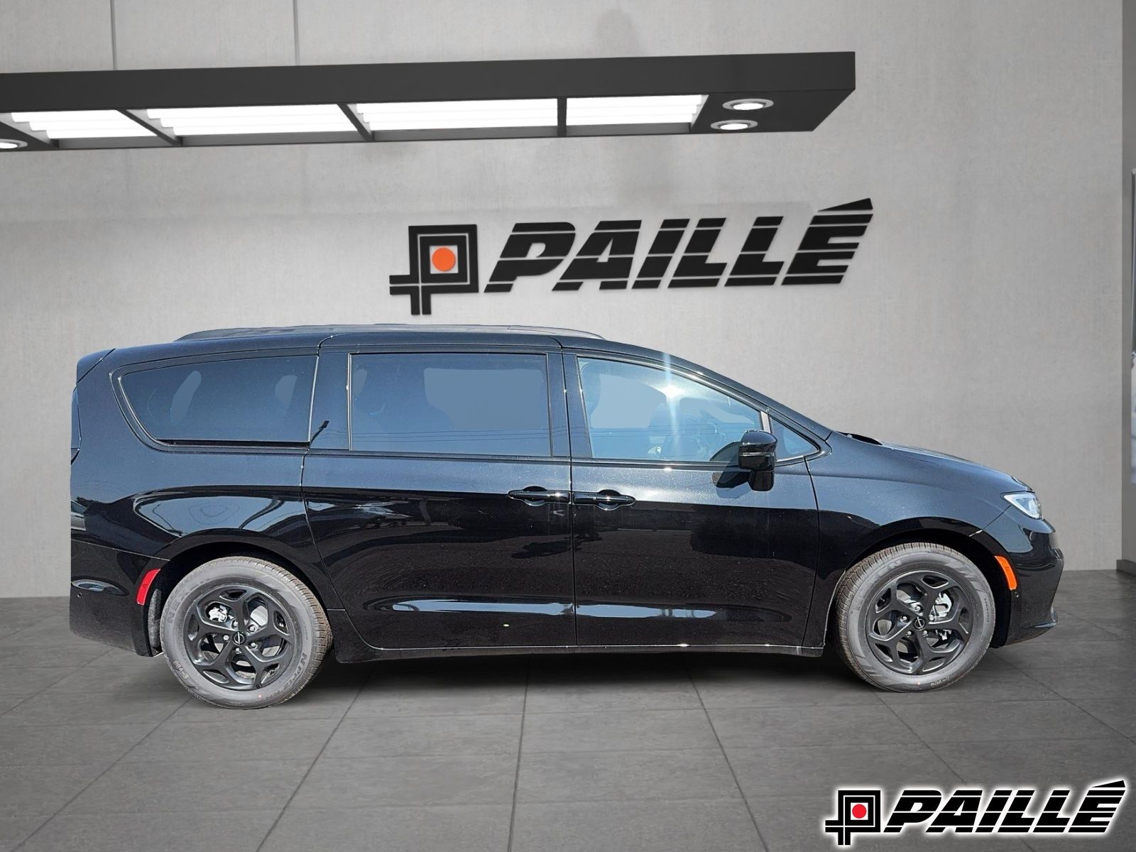 Chrysler Pacifica Hybrid  2024 à Sorel-Tracy, Québec