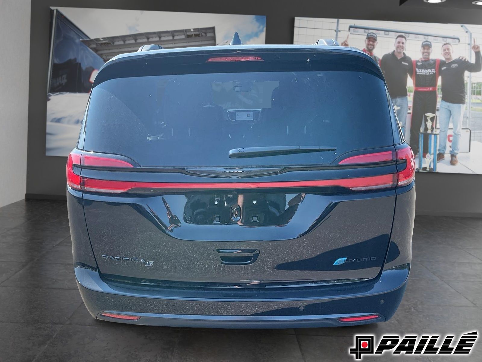 2024 Chrysler Pacifica Hybrid in Sorel-Tracy, Quebec