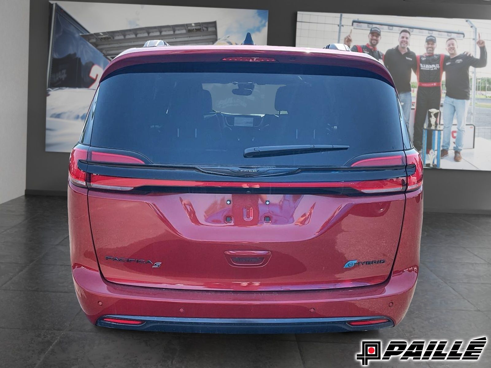 2024 Chrysler Pacifica Hybrid in Sorel-Tracy, Quebec