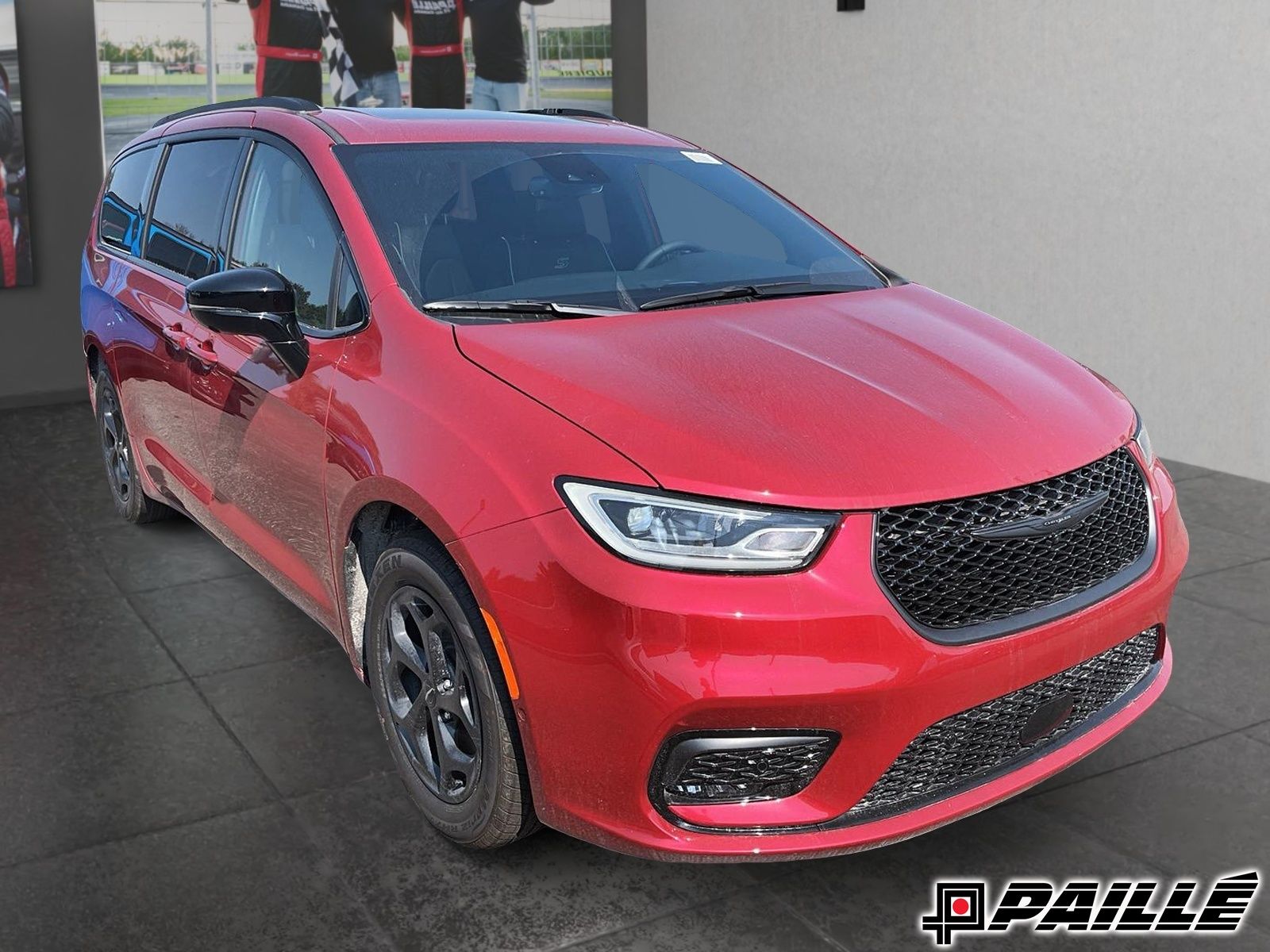 2024 Chrysler Pacifica Hybrid in Sorel-Tracy, Quebec