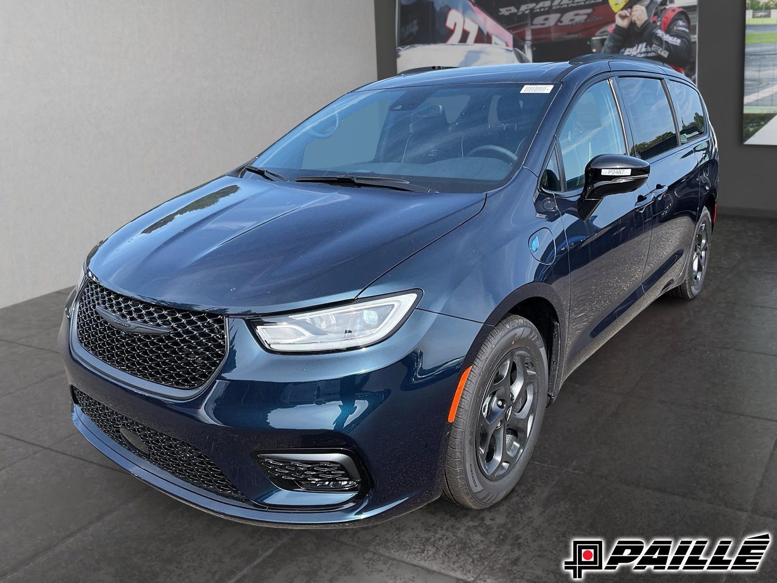 2024 Chrysler Pacifica Hybrid in Sorel-Tracy, Quebec