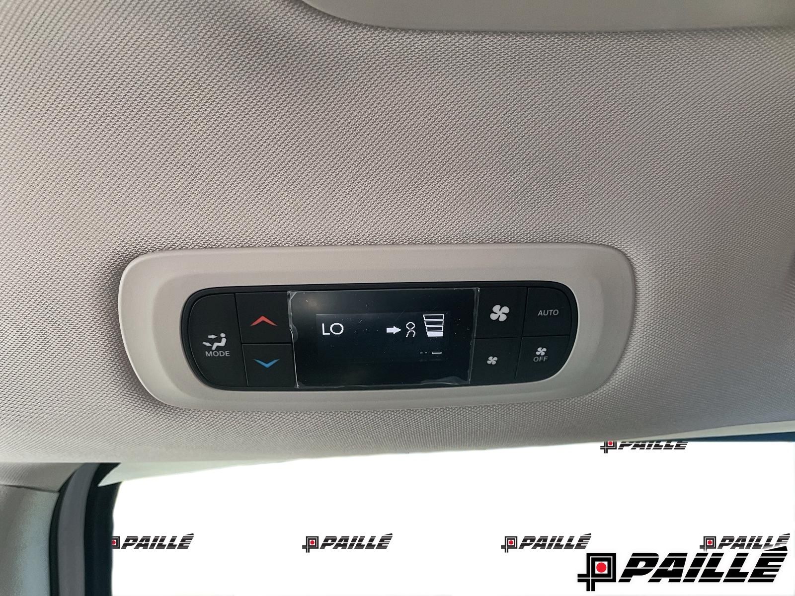 2024 Chrysler Pacifica Hybrid in Sorel-Tracy, Quebec