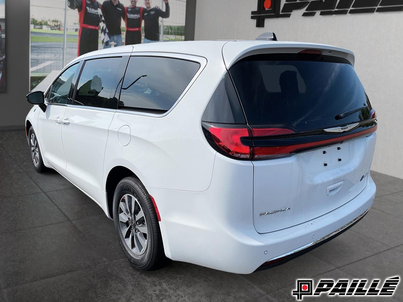 Chrysler Pacifica Hybrid  2024 à Sorel-Tracy, Québec