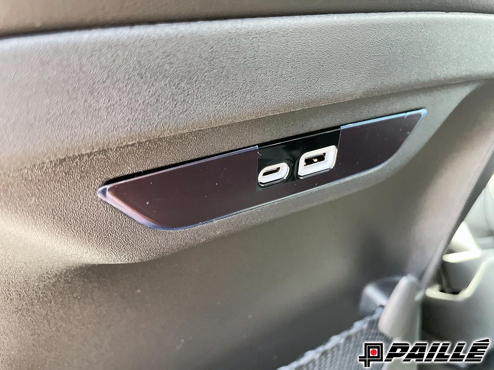 2024 Chrysler Pacifica Hybrid in Sorel-Tracy, Quebec